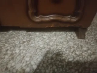 Mueble de entrada madera y mármol.