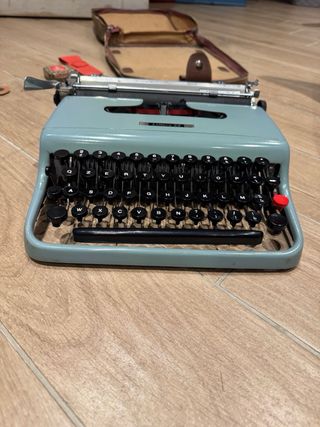 Olivetti Lettera 22 prima serie completa