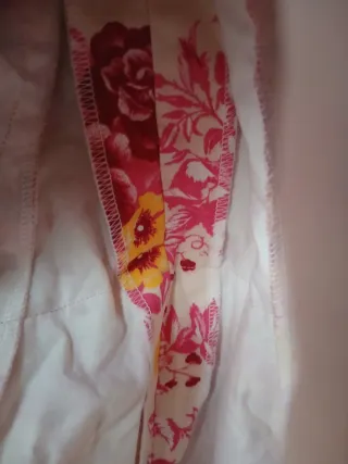 Vestido de flamenca rosa de flores