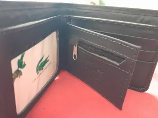 Billetera Lacoste Cocodrilo Marrón