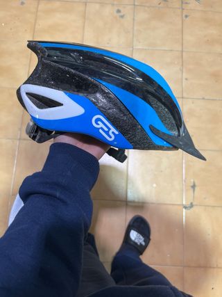 Casco de bicicleta GFS azul y negro