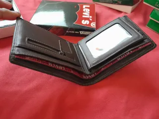 Billetera Lacoste Piel Negra Cocodrilo