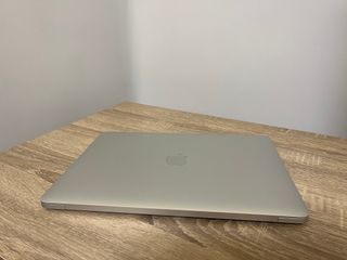 MacBook Air 13” M1 8GB RAM 256GB SSD Plata