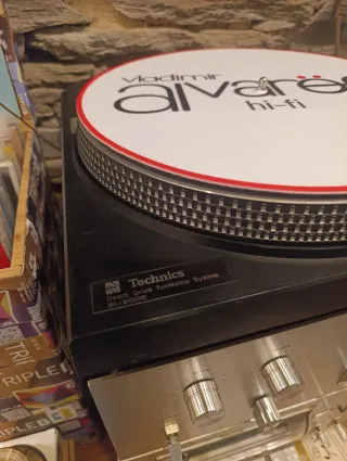 Giradischi Technics SL-2000