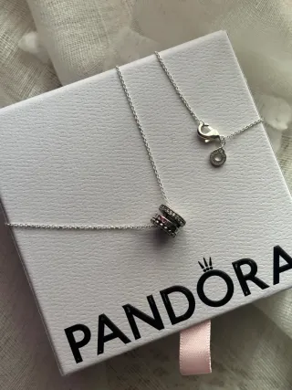 Collar Pandora Logo y Circonitas