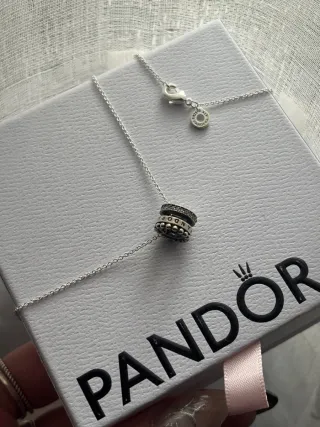 Collar Pandora Logo y Circonitas