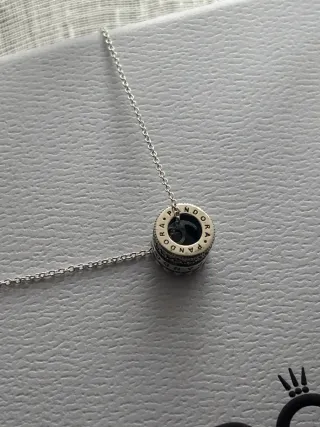 Collar Pandora Logo y Circonitas