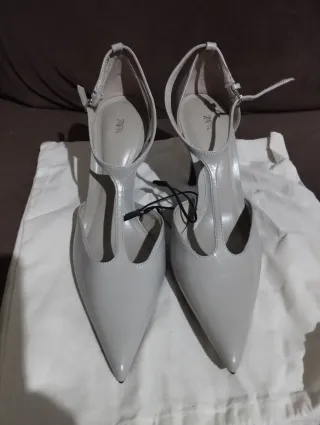 Zapatos tacón Zara