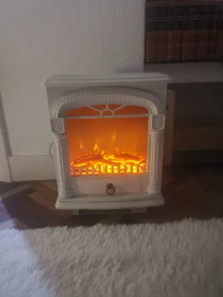 Estufa eléctrica decorativa blanca