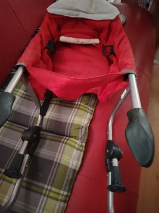 Seggiolino tavolo bimbo rosso