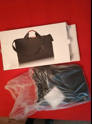 Borsa Tommy Hilfiger Nera con Cartellino