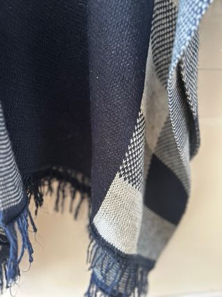 Capa/Poncho Cuadros Azul y Gris
