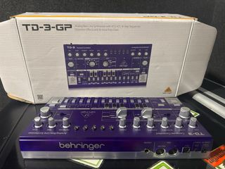 Behringer TD-3 Morado Sintetizador Nuevo