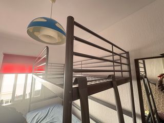 Cama alta con colchón 90x180