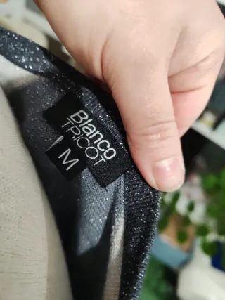 Camisa/Vestido brillante con escote