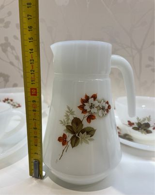 Jarra y 6 tazas de desayuno Arcopal