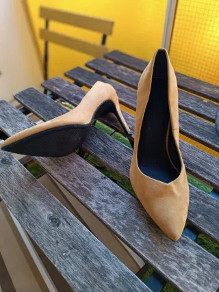 Zapatos de tacón marrones