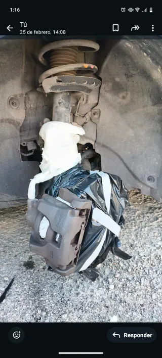 Tapas de motor y pinzas personalizadas