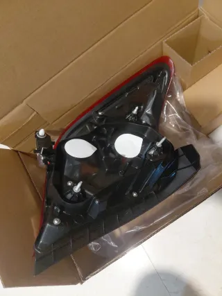 Foco Trasero Derecho Toyota Yaris 2017