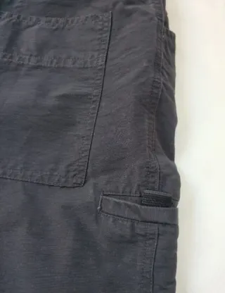 Pantalón negro Clockhouse