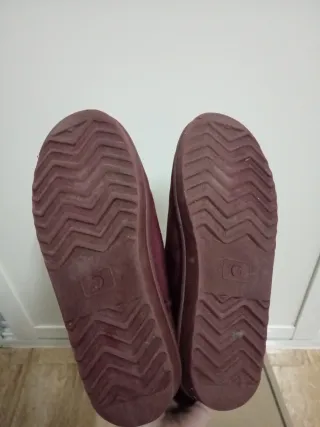 Botas de pelo burdeos