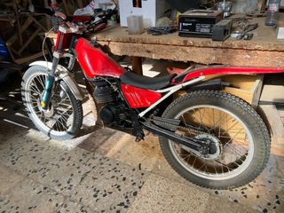 Mecatecno Trial 50 Roja y Blanca