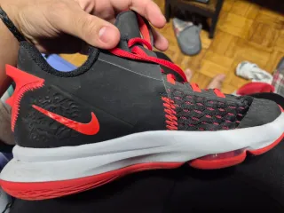 Nike Lebron Witness 5 Unisex Baloncesto