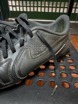 Scarpe da calcio Nike Tiempo nere