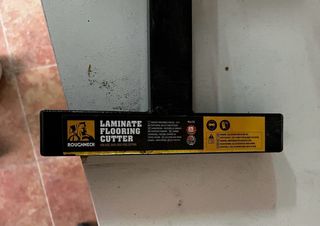 Cortador de suelo laminado ROUGHNECK