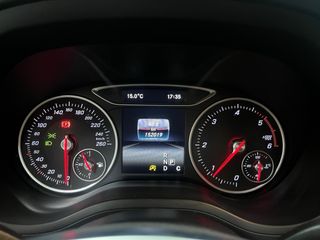 Mercedes-Benz B180d 7G-Dct Pack Amg
