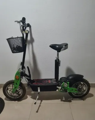 Patinete Eléctrico con Cesta y Sillín Roan Racing
