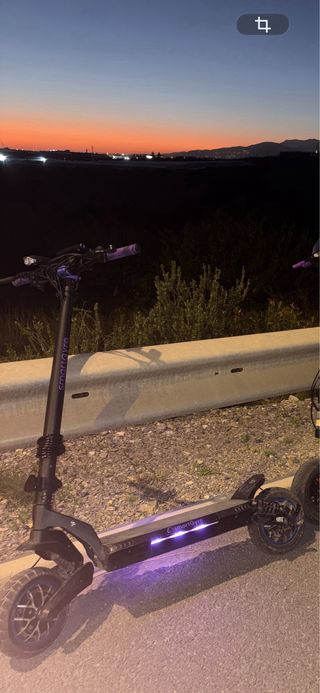 Patinete Eléctrico SmartGyro Negro y morado