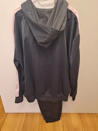 Chándal UP gris oscuro metalizado mujer