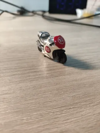 Pack 4 minimotos coleccionables