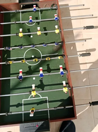 Futbolín infantil en buen estado