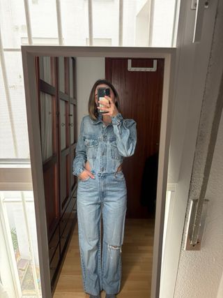 Mono vaquero Zara crop top y pantalón