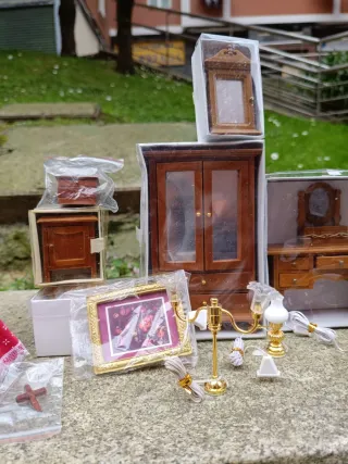 Lote Muebles y Accesorios Casa Muñecas