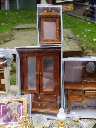 Lote Muebles y Accesorios Casa Muñecas