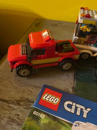 Lego City Camion con Caravana 60182