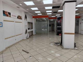 Local comercial en alquiler en Centro en Alcobendas