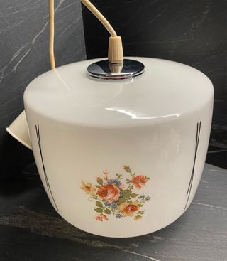 Lampadario Vintage Vetro Opalino Bianco Floreale