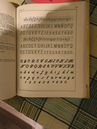 Tratado de DIBUJO geométrico y sus aplicaciones.