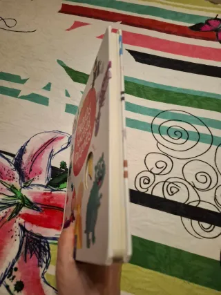 Libro ¿Dónde está? Piratas, princesas, dragones