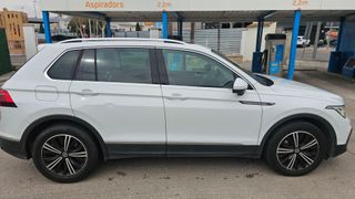 Volkswagen Tiguan 2022 R Life