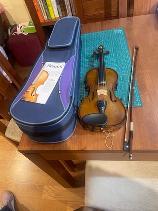Violín Stentor 1/2 con funda