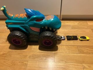 Hot Wheels Mega Wrex Coche Juguete