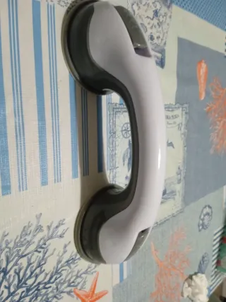 Agarradera de ducha con ventosa