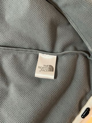 Chaqueta impermeable The North Face gris