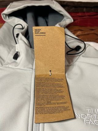 Chaqueta impermeable The North Face gris