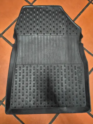 Alfombrillas ORIGINALES goma para Nissan Micra K14